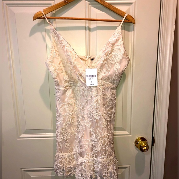 FOREVER 21 LACE MINI DRESS SZ S - Picture 1 of 8